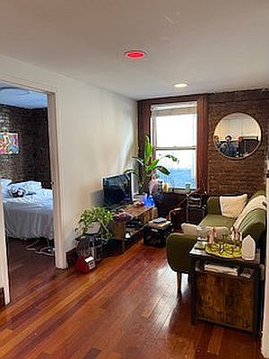 2nd image of 36 Avenue A #5D
