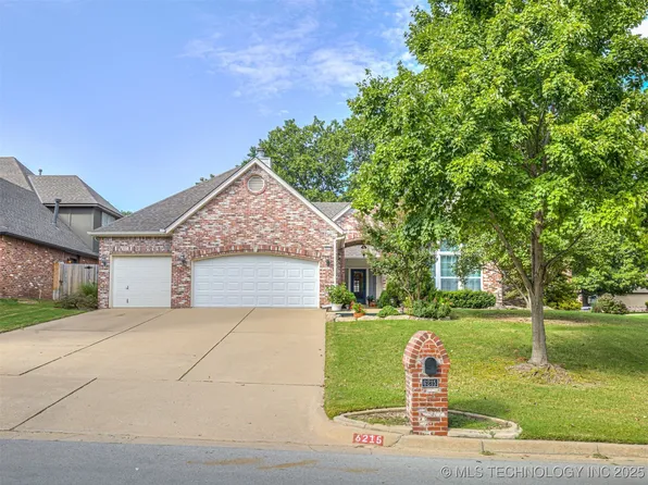 6215 E 112th Pl, Tulsa, OK 74137