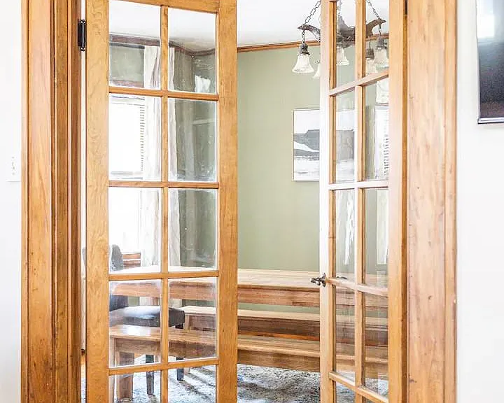 1033 Riverside Dr — Photo 6