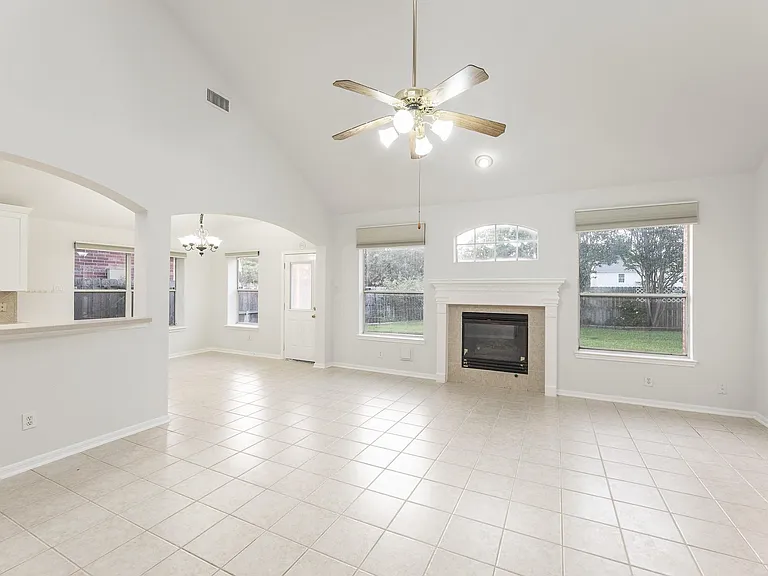 3507 Moss Trail Dr — Photo 8