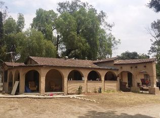 8425 Citrus Ave, Fontana, CA 92335