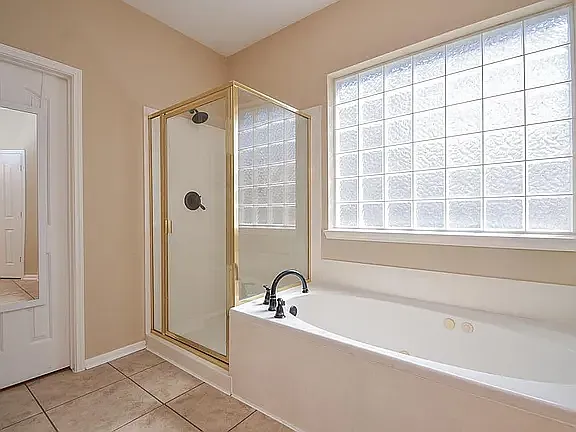 2606 Nutwood Dr — Photo 26