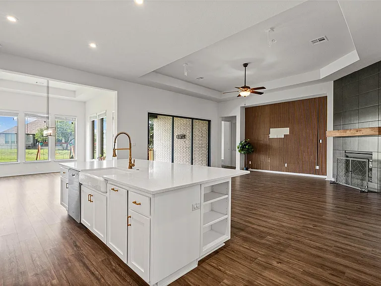 1336 Academy Oaks Dr — Photo 12