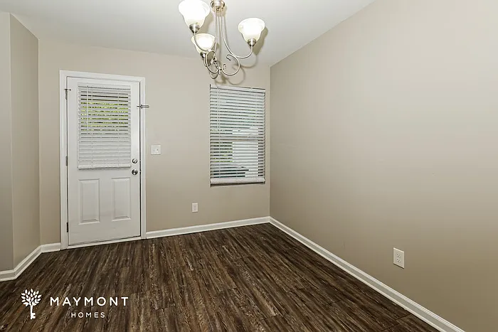 2435 Marlin Dr — Photo 7