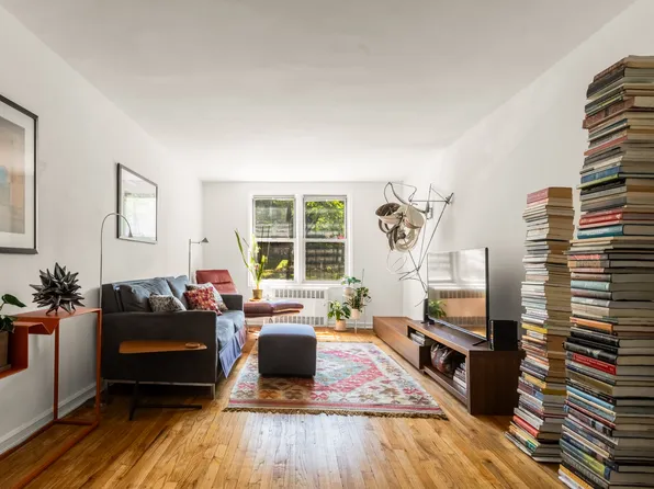 340 Haven Avenue image 1 of 10