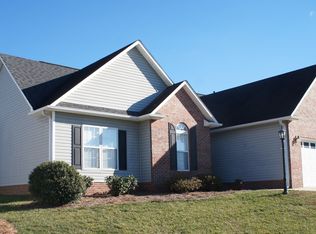 5301 Old Plantation Cir, Winston Salem, NC 27104