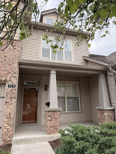 310 Griffin Pl Photo 1