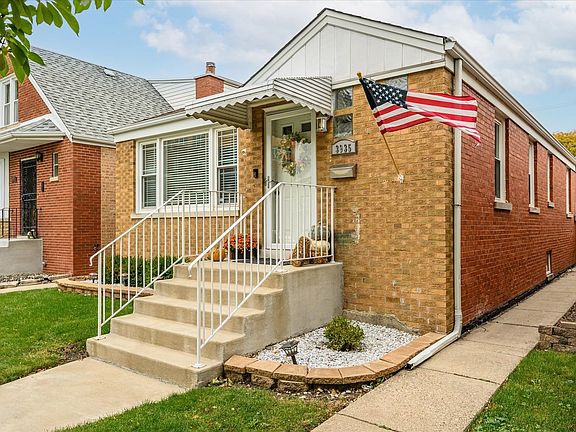 3rd image of 3935 N Oriole Ave