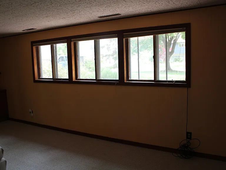 2817 Canterbury Dr — Photo 17