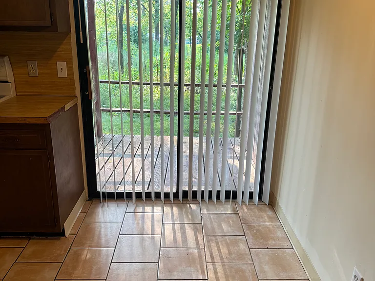305 Lane Ave #3 — Photo 14