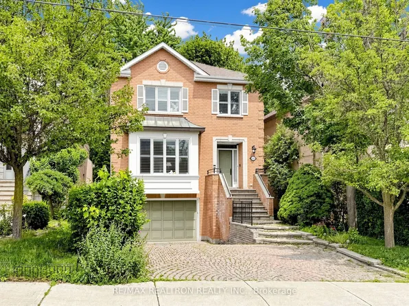 352 Deloraine Ave, Toronto, ON M5M 2B6