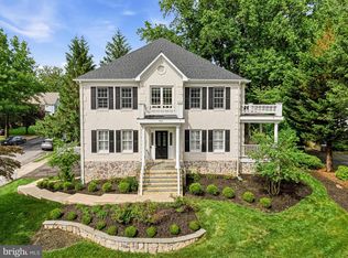 700 Park St SE, Vienna, VA 22180