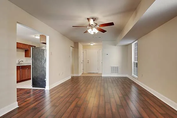 7948 Jefferson Highway — Photo 3