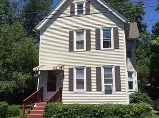 60 Darby St, Bloomfield, CT 06002