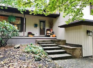 385 Maple St, Ravenna, OH 44266