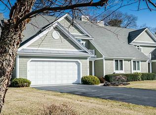 78 Woods Way, North Kingstown, RI 02852