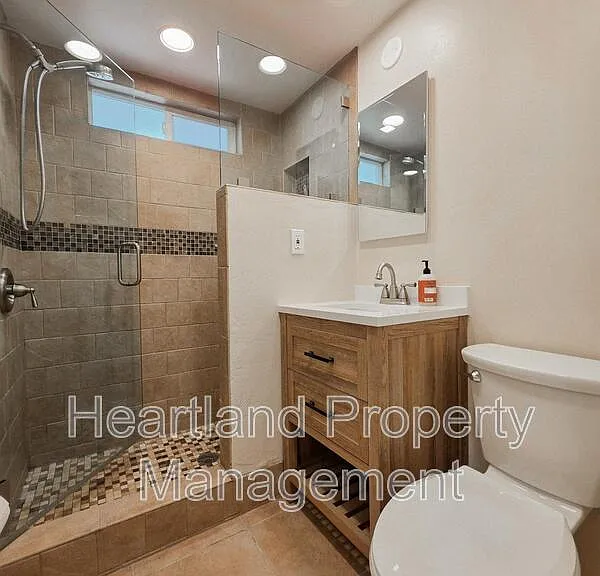 640 Claydelle Ave — Photo 15