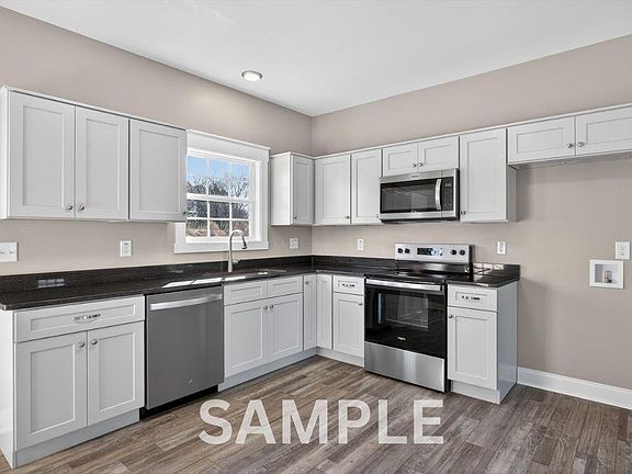 4th image of 2442 Brown Bridge Rd
