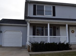 1432 Moluf St, Dekalb, IL 60115