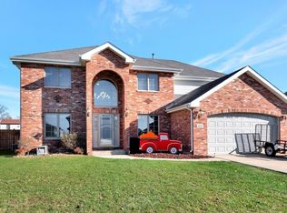 26045 S Countyfair Dr, Monee, IL 60449