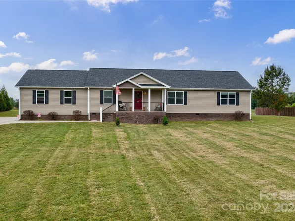 9405 Smith Rd, Kannapolis, NC 28081