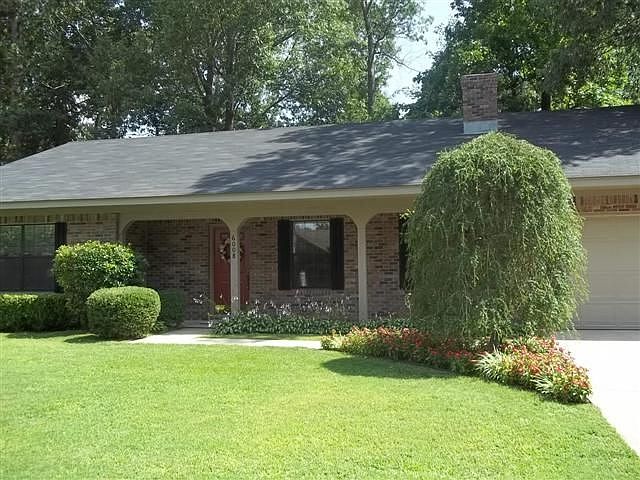 2nd image of 6008 Davis Dr