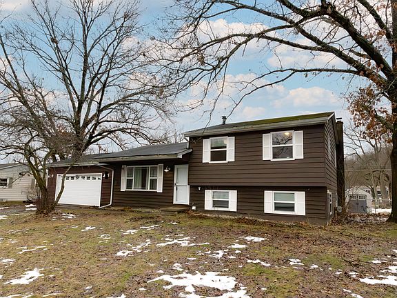2nd image of 57383 Kingdon Dr
