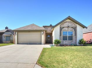 2323 103rd St, Lubbock, TX 79423