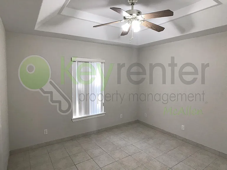 1918 Fawn Cir — Photo 21