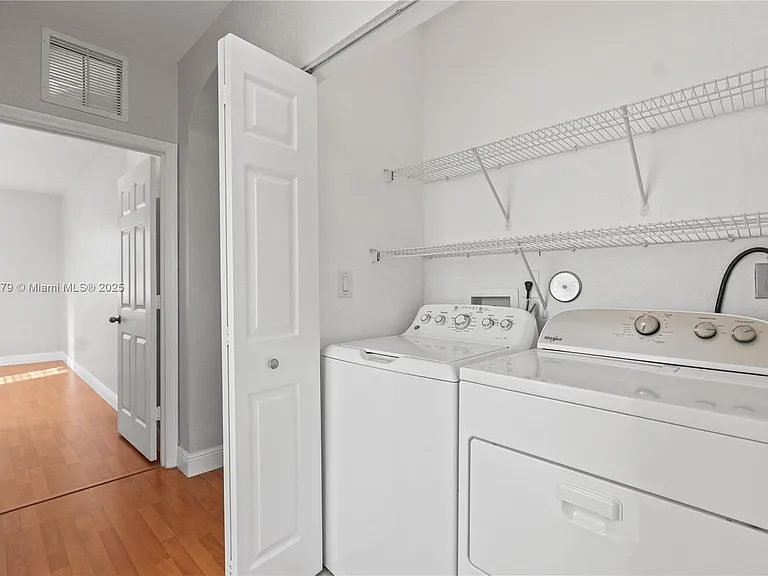 1398 NE 33rd Ave #201-25 — Photo 28