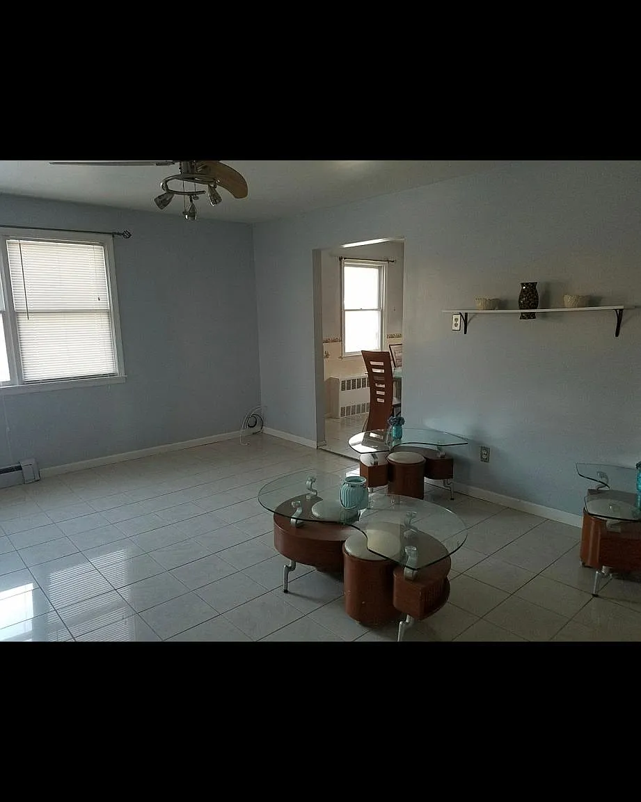 27 Ontario Avenue — Photo 3