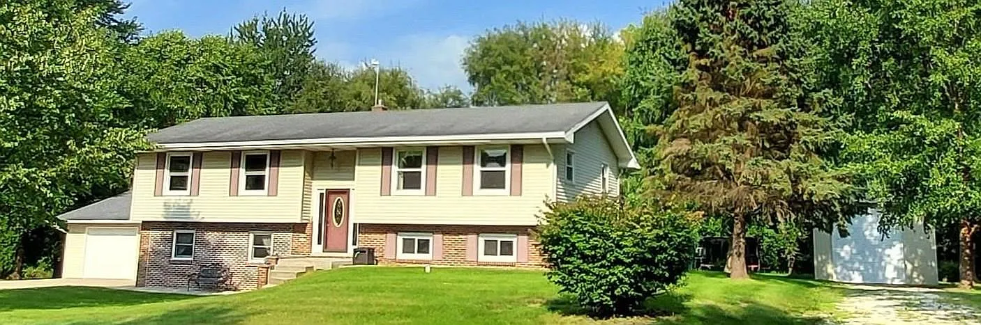 1911 La Vista Dr photo 1