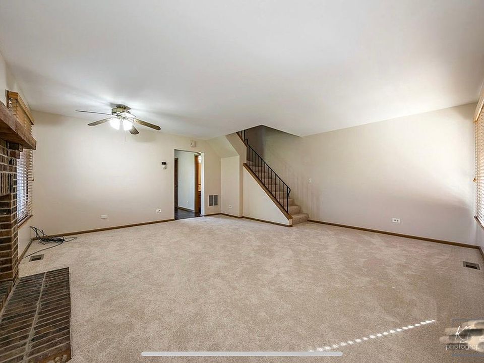 1st image of 1323 Andover Dr