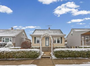 3519 Peoria St, Steger, IL 60475