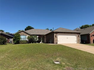 4609 S 197th Ave, Broken Arrow, OK 74014
