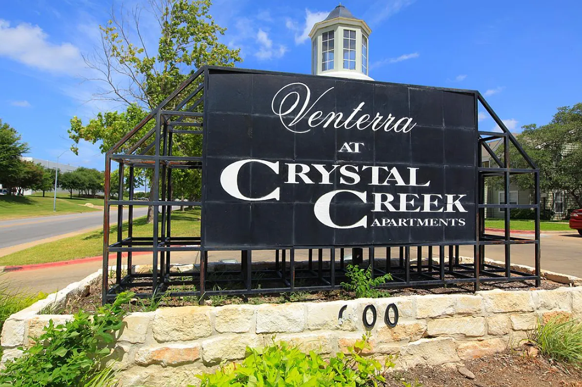 Crystal Creek — Photo 4