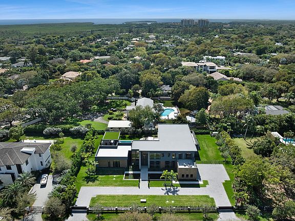 3rd image of 5900 SW 129th Ter