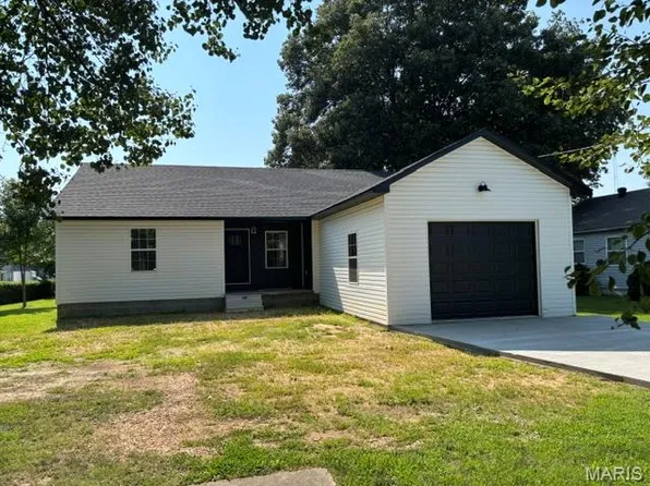 128 S Mulberry St, Dexter, MO 63841