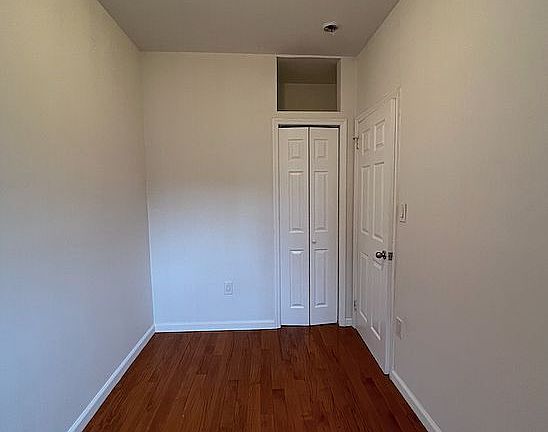 4th image of 451 W 44th St APT 64