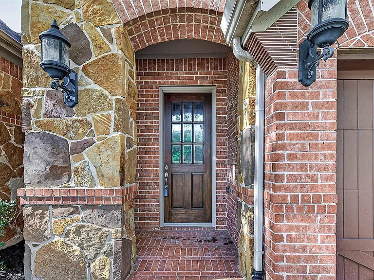 6726 Hathaway Ln — Photo 5