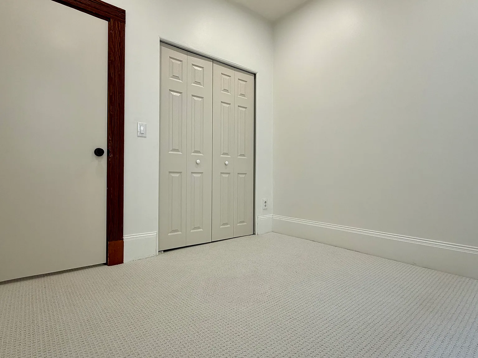 1 bed, $2,500 — Photo 4