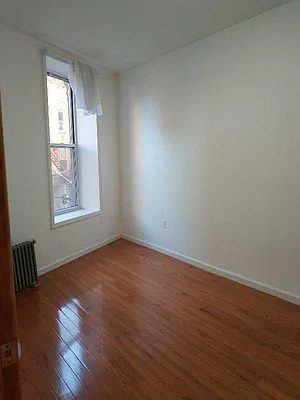 Rented by Century 21 New Golden Age Realty | media 17