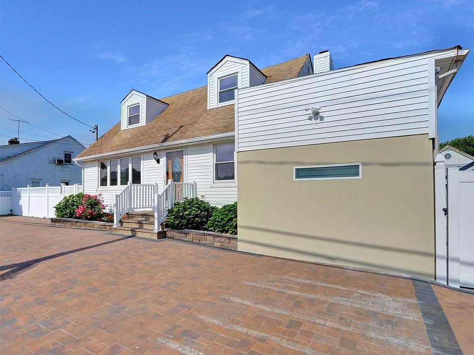 1st image of 2574 Ocean Avenue