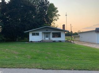 5472 S Mission Rd, Mount Pleasant, MI 48858