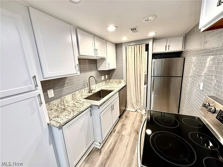 Lake Rd — Photo 15