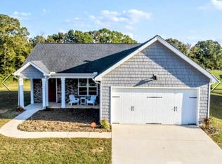 1891 Staghorn Dr, Soddy Daisy, TN 37379