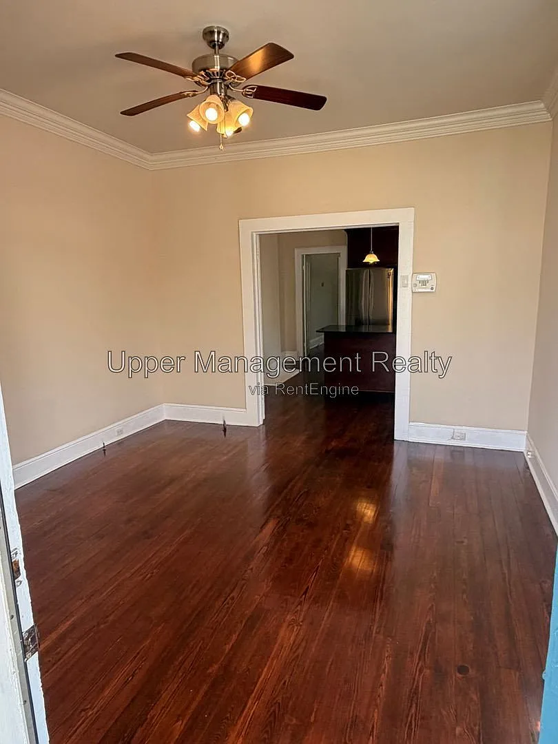 2 bed, 1.0 bath, 800 sqft, $1,650 — Photo 2