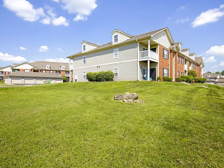 Glenmary Village Apartments — Photo 14