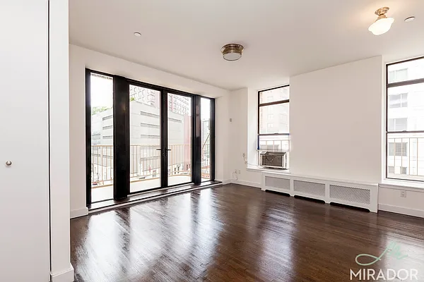 Rented by Mirador Real Estate | media 7