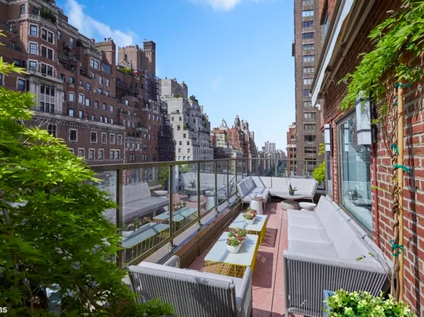 715 Park Avenue 16BD image 2 of 17